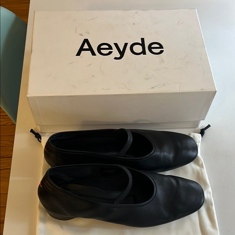 Aeyde Black leather Pippa MaryJane low heel pump